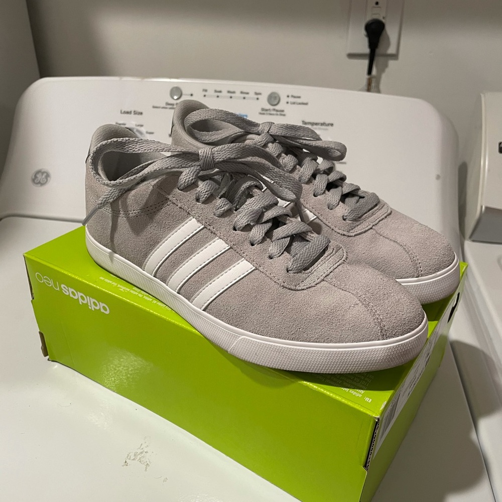 Adidas courtset light grey suede sneaker 7.5